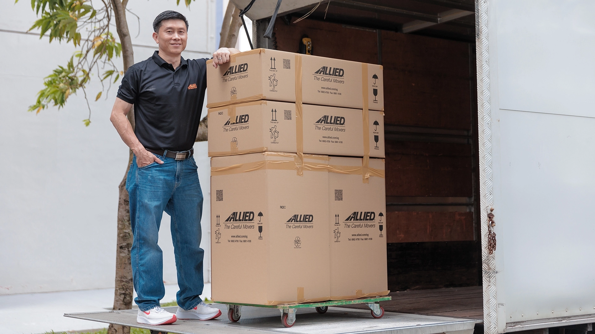 Excess Baggage service Excess Baggage service